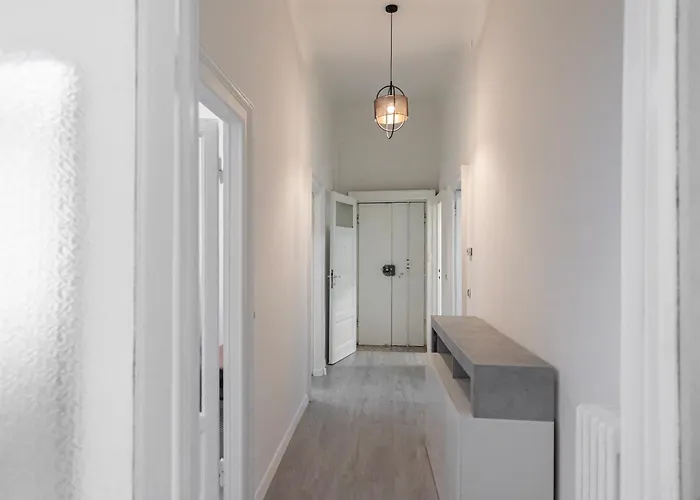 Elegante Quadrilocale Liberty In Zona Risorgimento Appartamento Milano