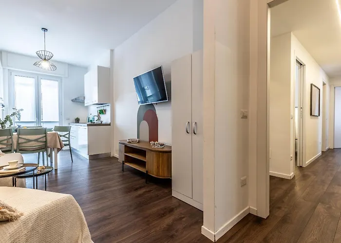 Stayeasy Cavalcanti - 3 Bedrooms, 2 Baths - Station