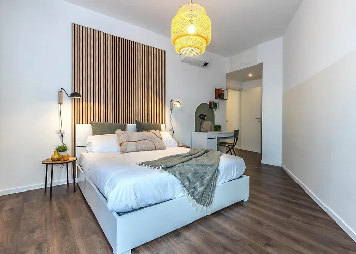 Stayeasy Cavalcanti - 3 Bedrooms, 2 Baths - Station Apartmán