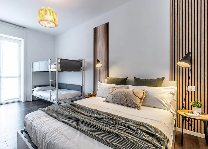 Stayeasy Cavalcanti - 3 Bedrooms, 2 Baths - Station アパート