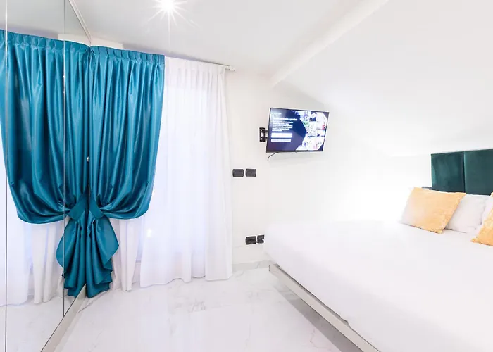 Monte Napoleone Split-level Terrace - Collection