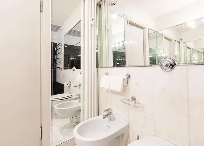 Monte Napoleone Split-level Terrace - Collection Lägenhet Milano