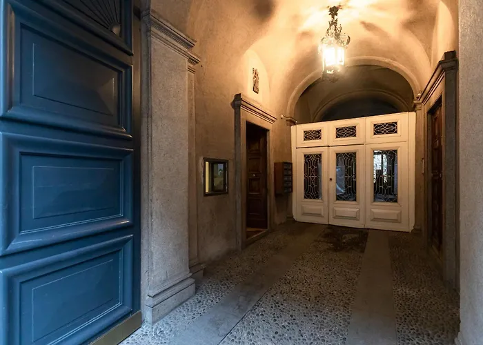 Monte Napoleone Split-level Terrace - Collection Lägenhet