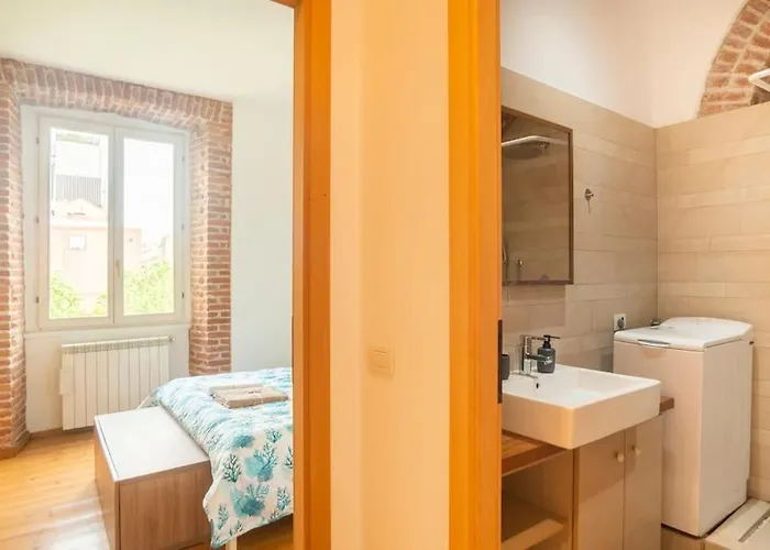 Free Wi-fi - A/c - Vertical Tower - Garibaldi