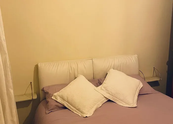 Pretty Little ميلان