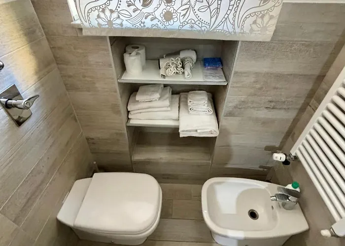 Joy House -central Near Metro Arco Della Pace Brera-entire Perfect For Work & Play, Nightlife With Ac & Fast Wifi Welcome To The Cool Joy House!