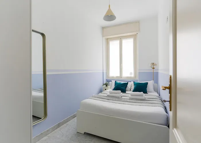The Best Rent - Bright Two-bedroom In Central Station Area