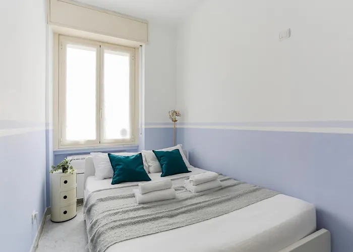 The Best Rent - Bright Two-bedroom In Central Station Area