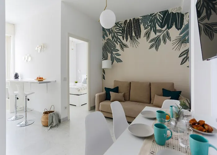 The Best Rent - Bright Two-bedroom In Central Station Area 3*