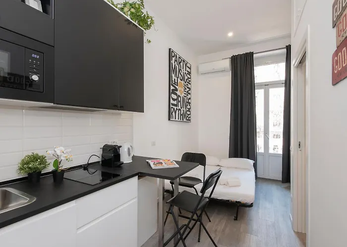 Ihost - Lomellina 14a Апартаменты Милан