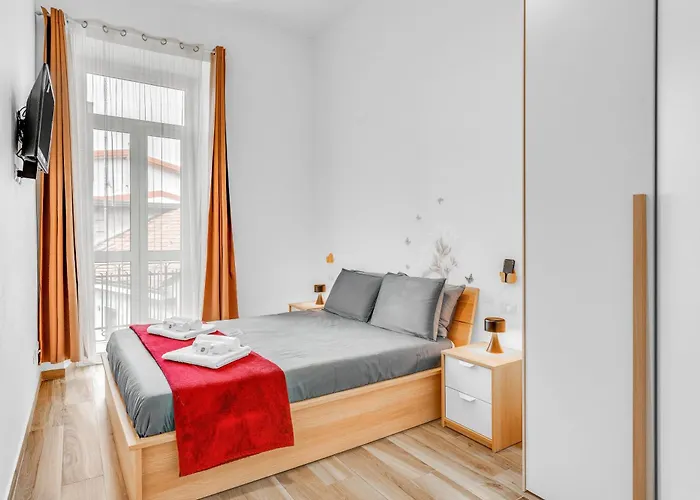Ellebnb - Wifi, Netflix E Metro M2 A 100 Metri Apartment *