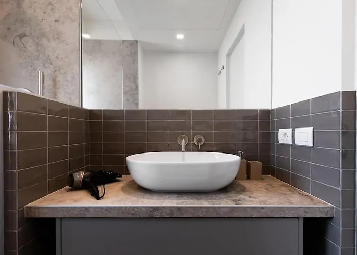 Sunset Citylife Typical Italian Style House * Milán