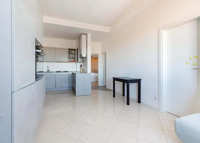 Elegant In Restocco Area *