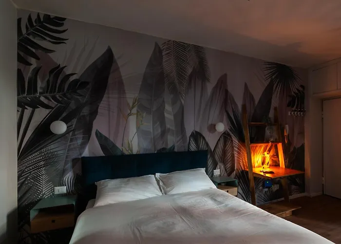 Prestige - Vicino Metro E Treno *