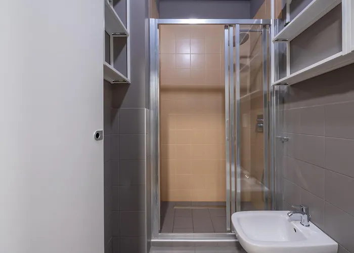 We - Babila Boutique - * Mailand