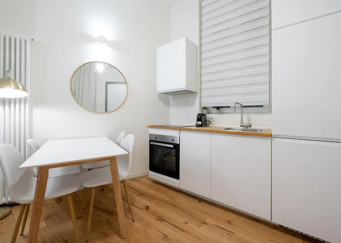 We - Babila Boutique -