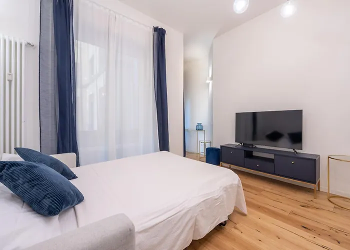 We - Babila Boutique -