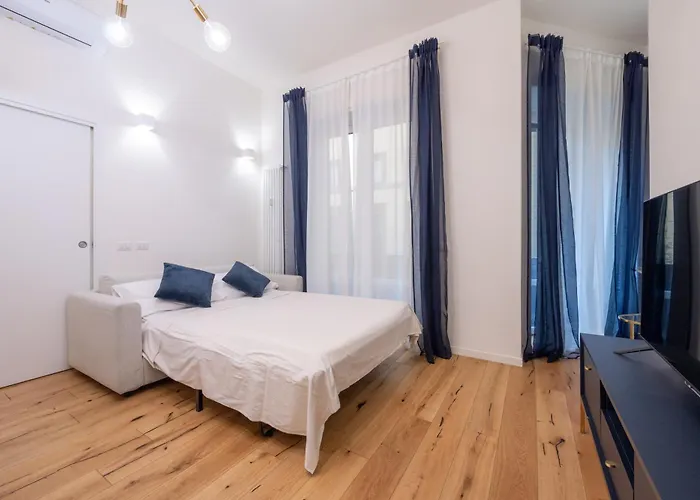 We - Babila Boutique - Mailand