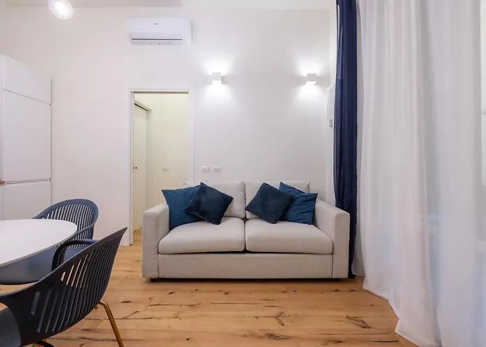 We - Babila Boutique - * Mailand