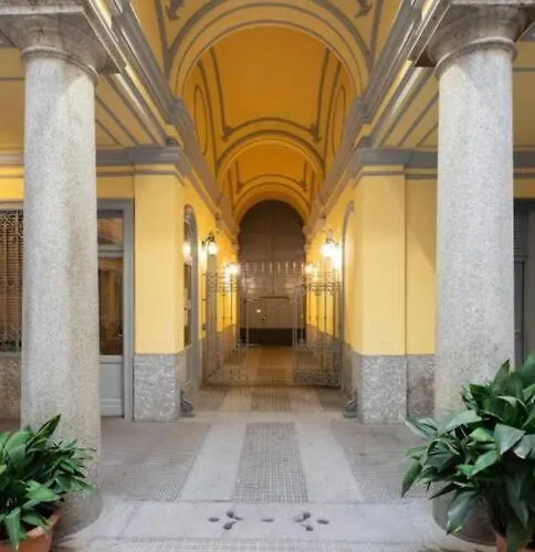 Appartement Royal In Milan