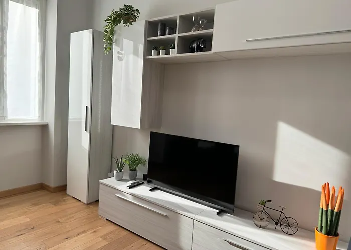 Gohost - Hideaway A Few Minutes From *