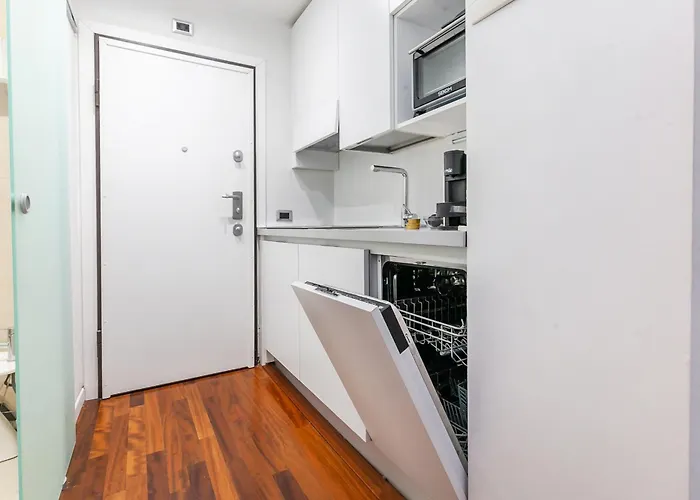 Lägenhet Stile E Comodita Nel Vivace Centro Di Milano