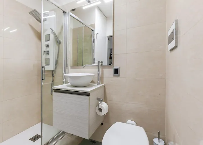 Stile E Comodita Nel Vivace Centro Di Milano