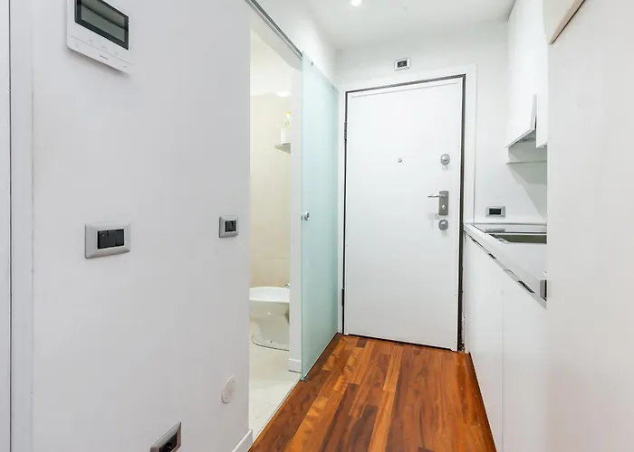 Stile E Comodita Nel Vivace Centro Di Lägenhet Milano