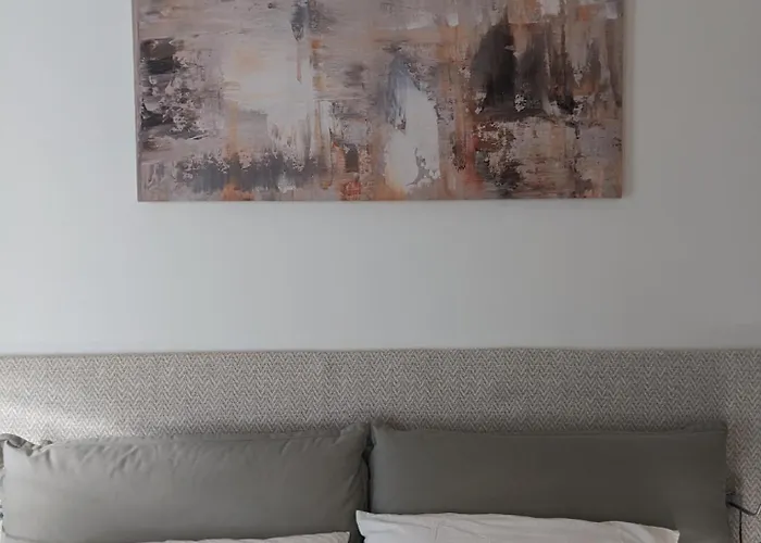 Apart Otel Art Around In Monti House