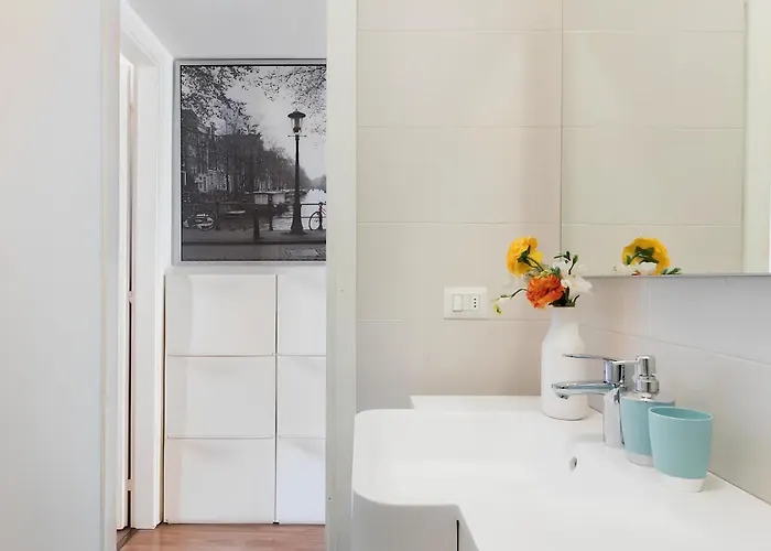 דירה Charming Milanese Aparment מילאנו