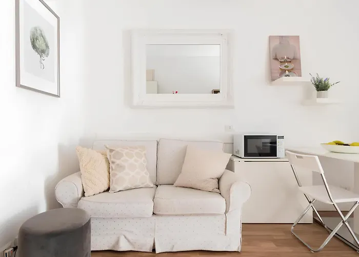 Charming Milanese Aparment דירה