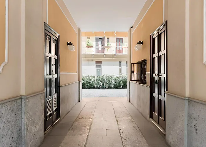 Charming Milanese Aparment