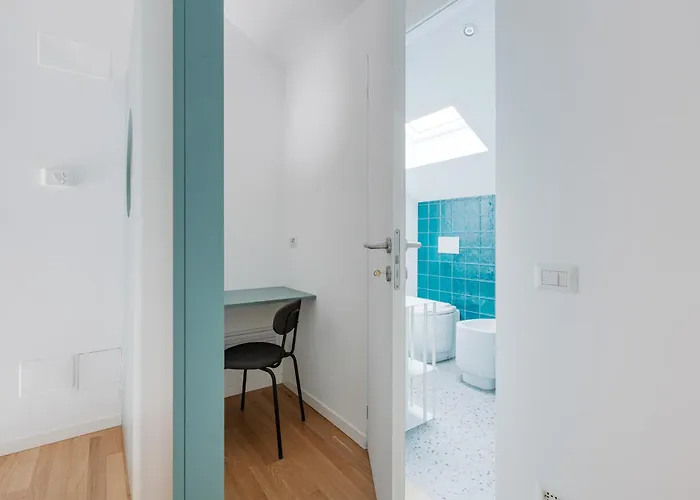 - 800 M Far From Lancetti Station Appartamento