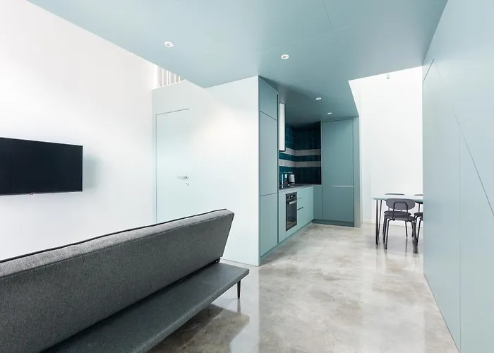 - 800 M Far From Lancetti Station *