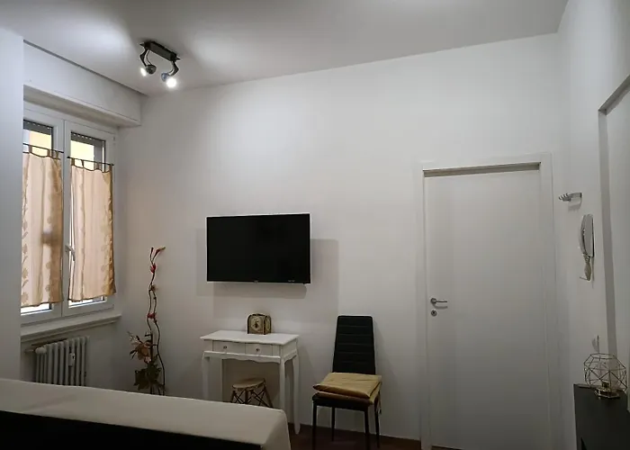 Apartman Lovely Piatti Duomo Milánó