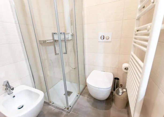 Ihost - Niccolini 21 Milán