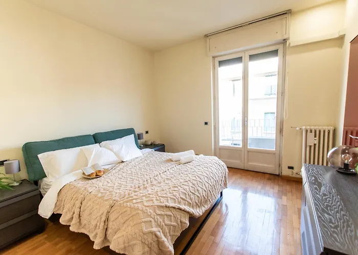 Ihost - Niccolini 21 Milán