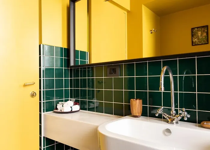 Broggi 22 - Porta Venezia *