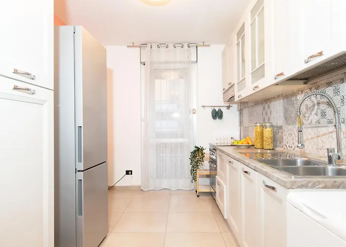 Ihost Luxury - Savona 112