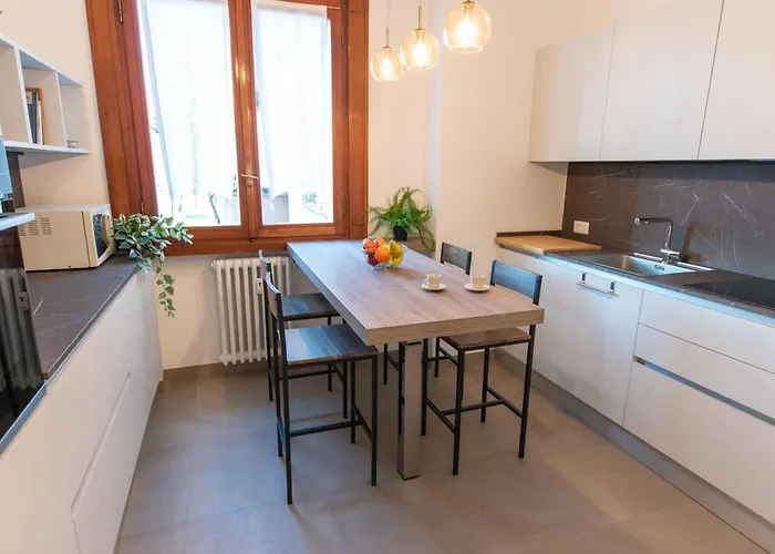 I Host - Govone 100 מילאנו