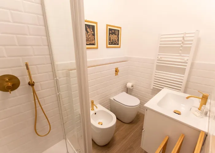 דירה I Host - Govone 100 *