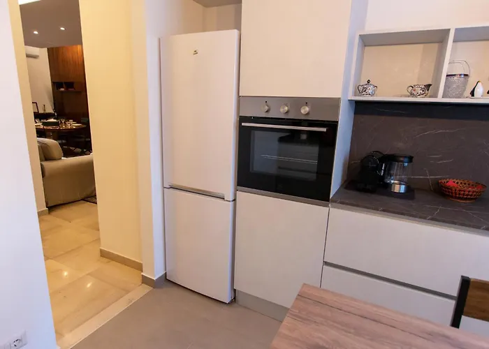 דירה I Host - Govone 100 *