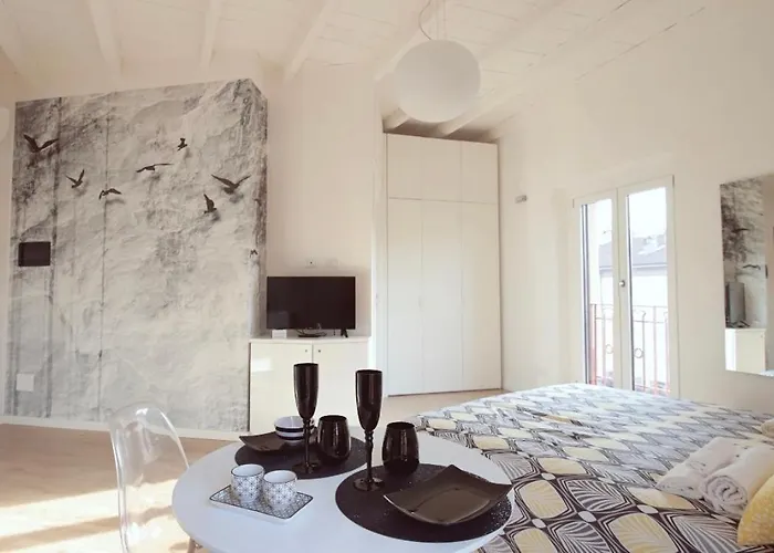 P&d Navigli Via Casale Apartmán *