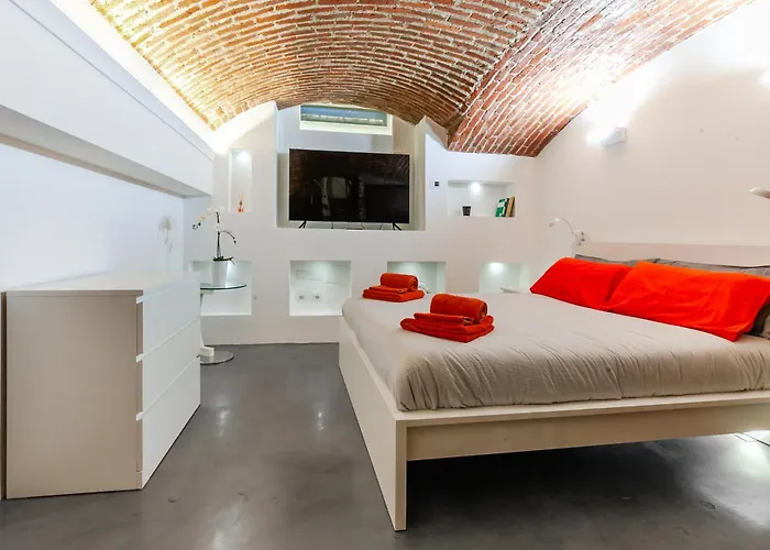 Orange M3 Duomo 12 Min * Μιλάνο