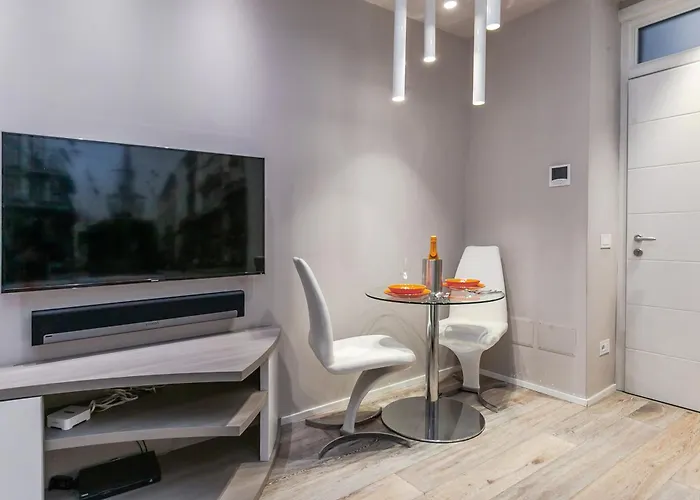 Orange M3 Duomo 12 Min *