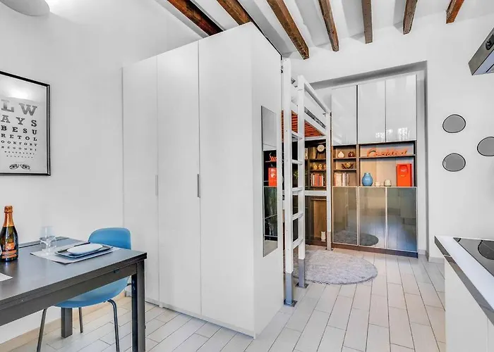 Duomo M1 - Jdn House Con Wi-fi E Smart Tv * Milán