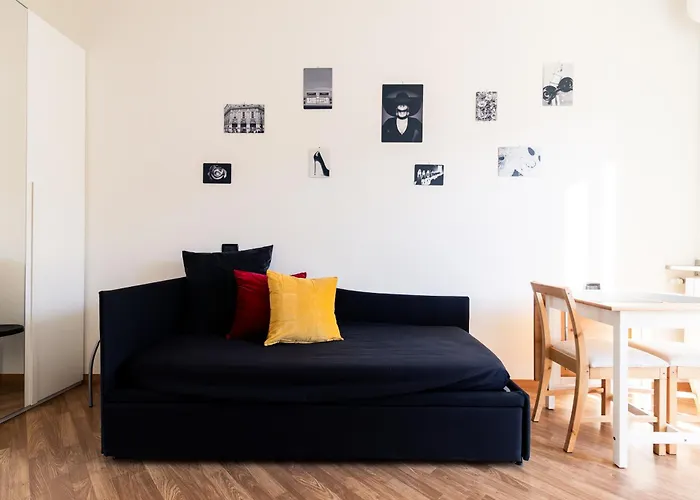 Bocconi - Agrippa - 2 Da Letto * Milánó