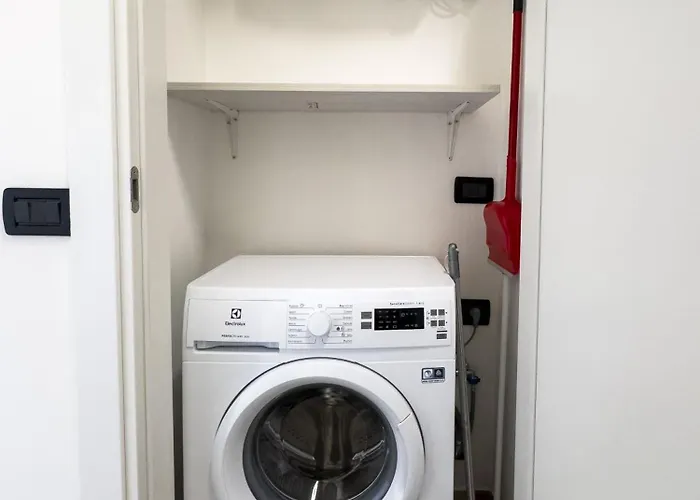 Bocconi - Agrippa - 2 Da Letto Milánó