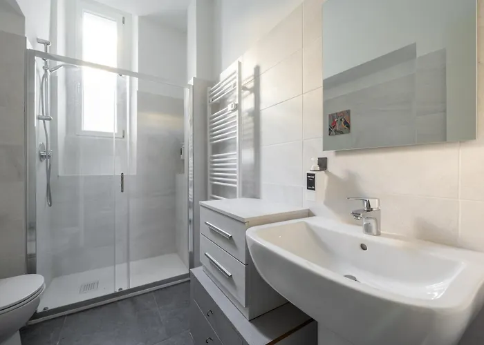 We - Premuda Boutique, Milan
