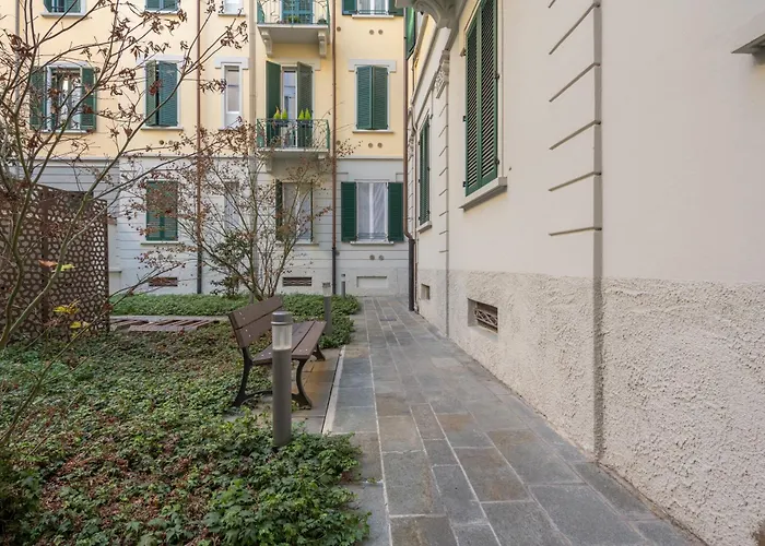 Apartment We - Premuda Boutique, Milan